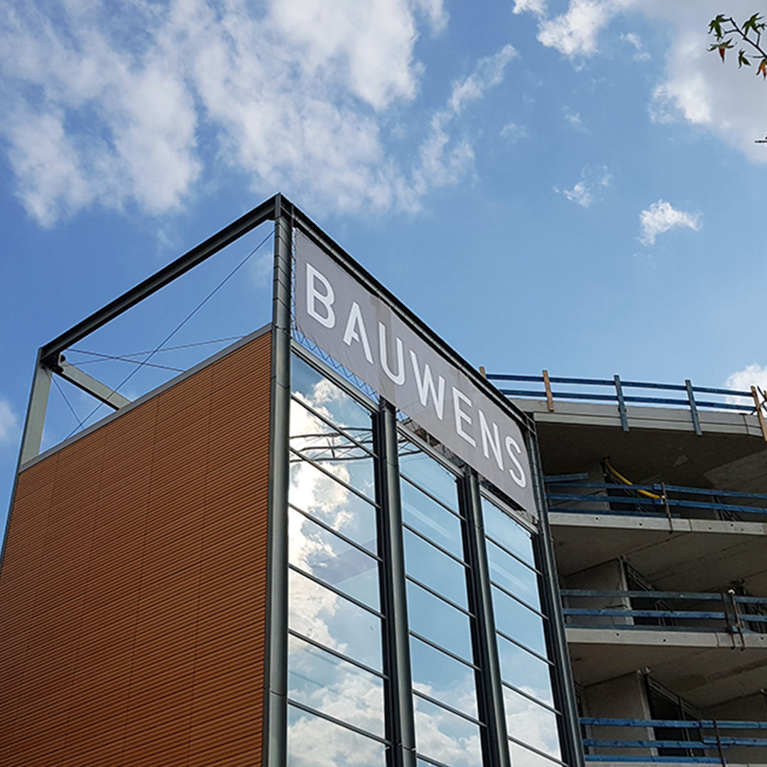 Bauwens Banner