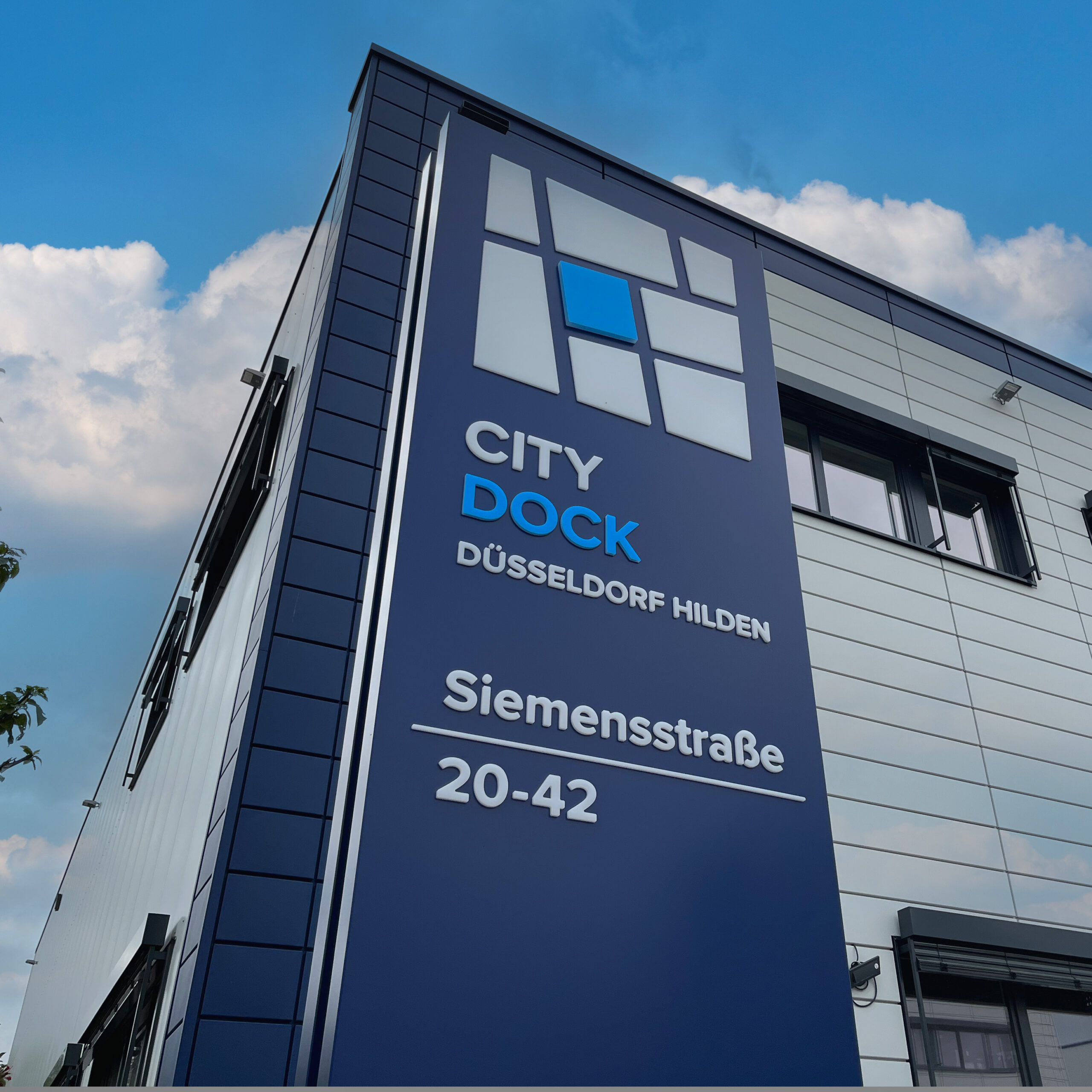 CITY DOCK Hilden Pylon