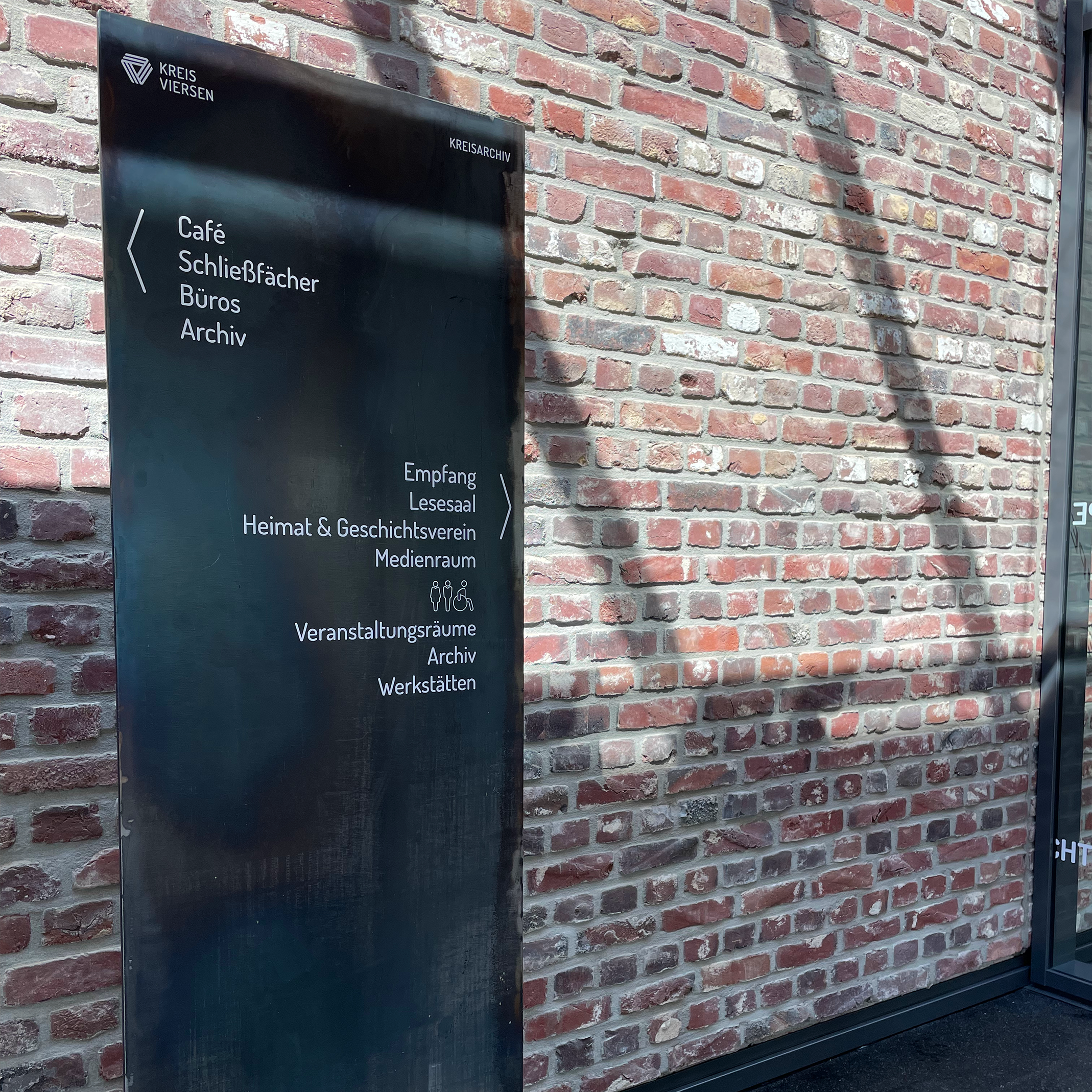 Kreisarchiv Viersen Pylon